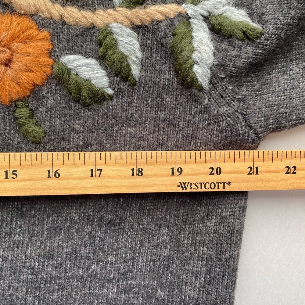 NWT Boundless North Floral Embroidered Open-Front Long Cardigan Sweater Size S - Picture 6 of 9